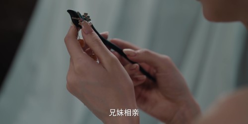 QHJjcf.jpg
