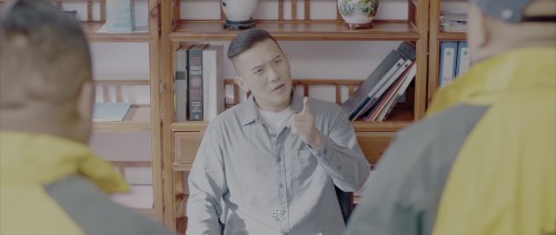 QNbvF5.jpg