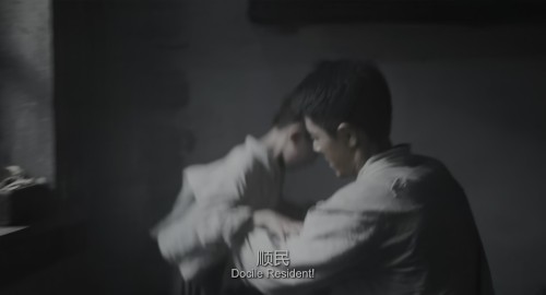 Tho2uj.jpg