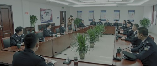 TVrOn9.jpg