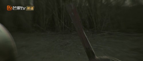 T9LYuK.jpg
